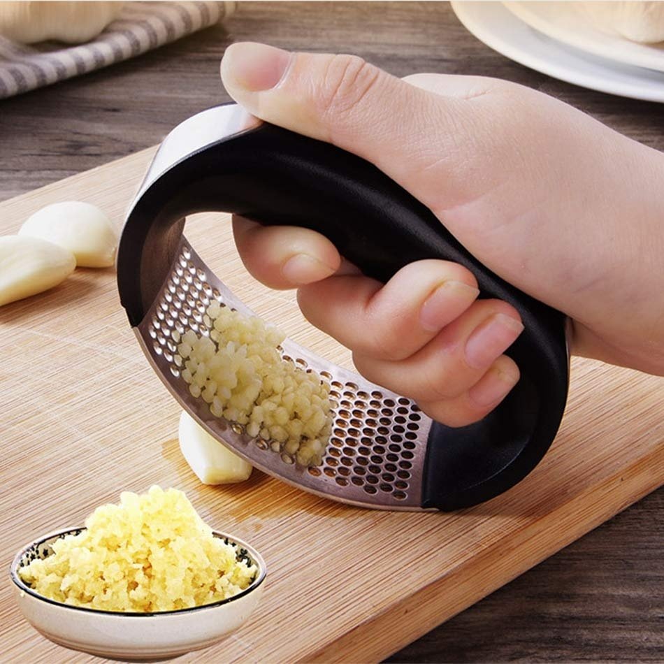 2-Second Garlic Crusher